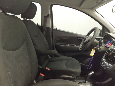 Used 2019 Chevrolet Spark LT FWD image 21