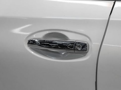 Used 2018 Nissan Rogue SL w/ Premium Package AWD/4WD image 41