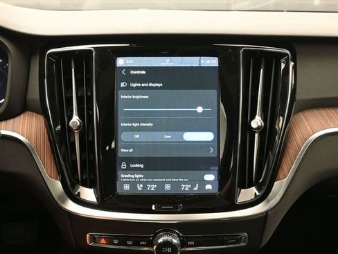 Used 2023 Volvo S60 B5 Core w/ Climate Package FWD image 17