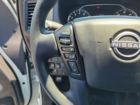 Used 2023 Nissan Frontier S w/ Technology Package AWD/4WD image 13