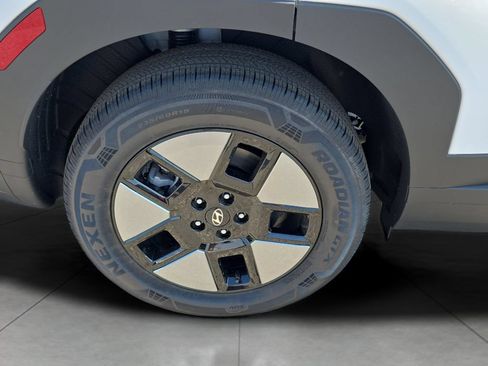 New 2026 Hyundai Santa Fe SE FWD image 7