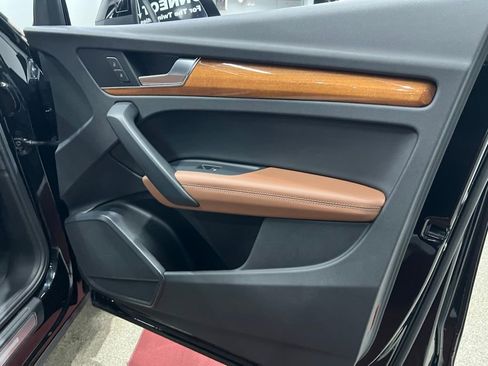 Used 2021 Audi Q5 2.0T Premium Plus w/ Premium Plus Package image 32