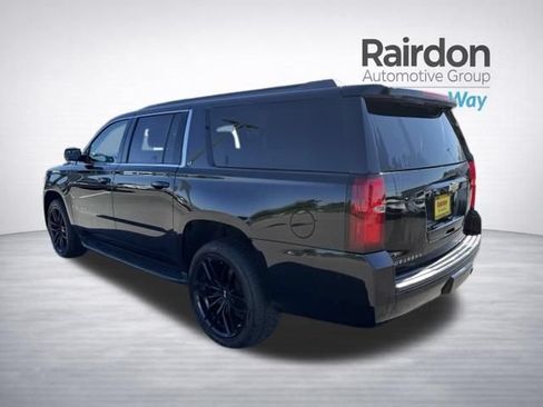 Used 2018 Chevrolet Suburban LT AWD/4WD image 5