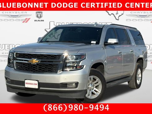 Used 2020 Chevrolet Suburban LT image 1