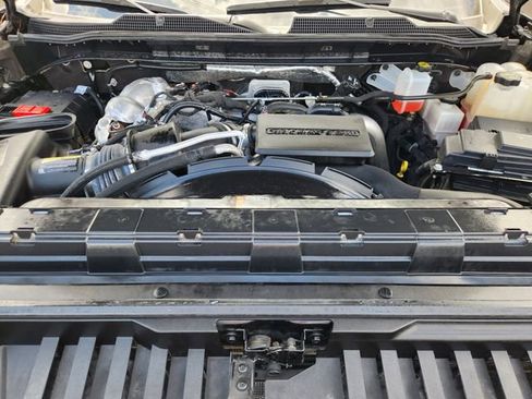 Used 2024 Chevrolet Silverado 2500 LTZ w/ LTZ Plus Package AWD/4WD image 31