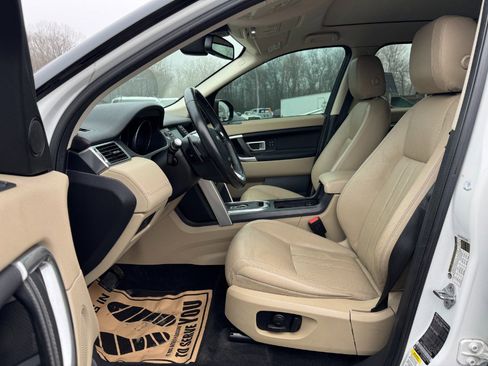 Used 2016 Land Rover Discovery Sport HSE image 15