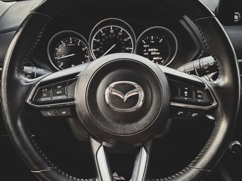 Used 2020 MAZDA CX-5 Touring FWD image 12