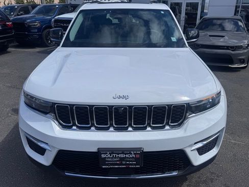 Used 2024 Jeep Grand Cherokee Limited 4xe w/ Luxury Tech Group II AWD/4WD image 2