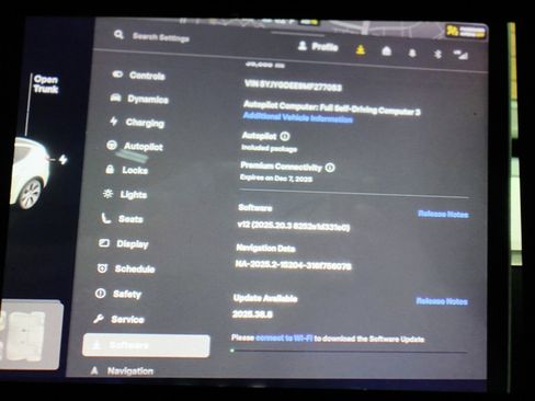 Used 2021 Tesla Model Y Long Range image 6