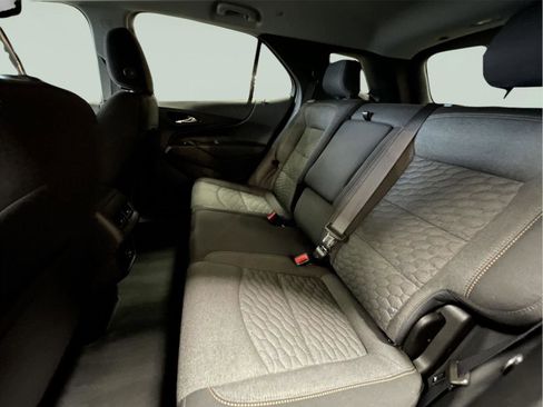 Used 2021 Chevrolet Equinox LT image 15
