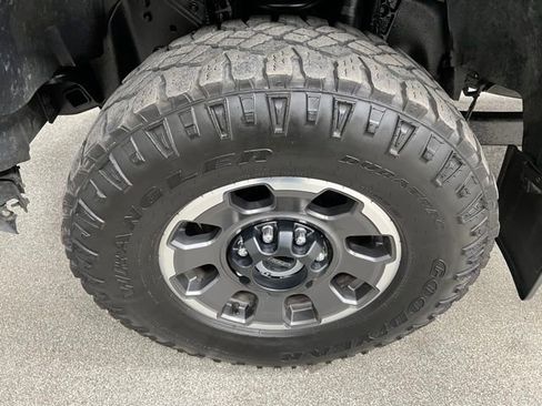 Used 2024 Ford F350 Platinum w/ Tremor Off-Road Package image 13