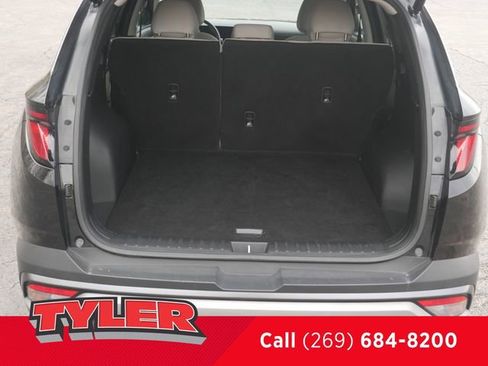 Used 2025 Hyundai Tucson SEL image 18