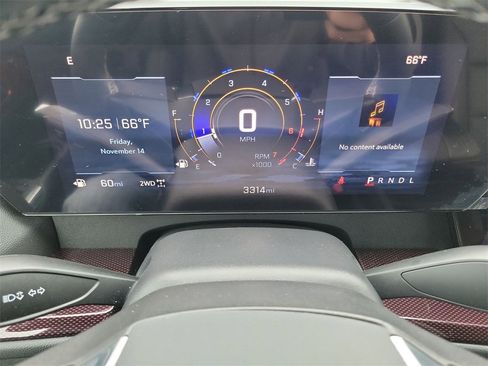 Certified 2025 Chevrolet Traverse Z71 w/ LPO, Cargo Package image 12