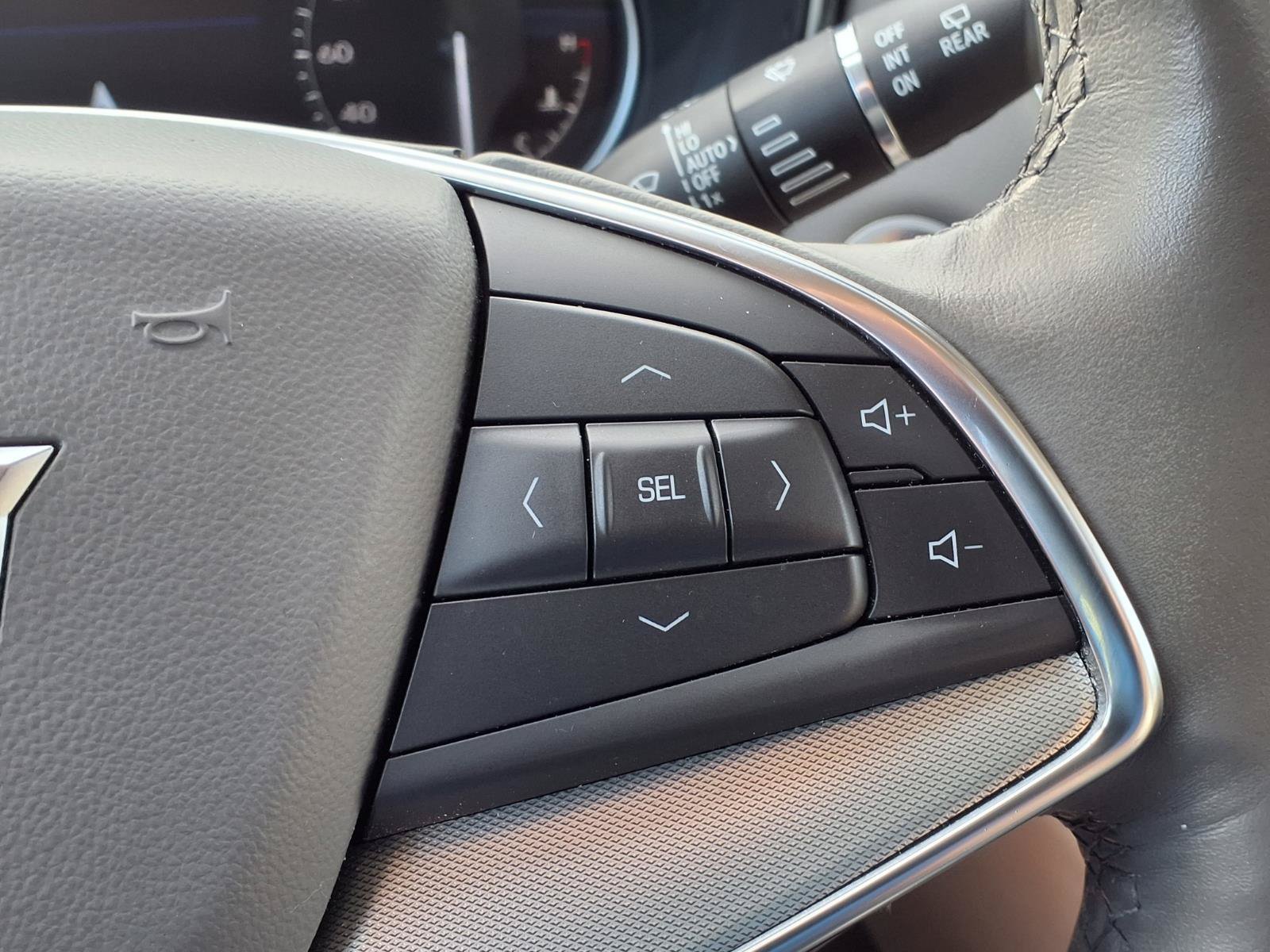 Used 2024 Cadillac XT5 Premium Luxury w/ LPO, Floor Liner Package AWD/4WD image 27