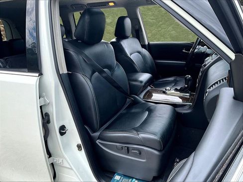 Used 2017 INFINITI QX80 4WD image 7