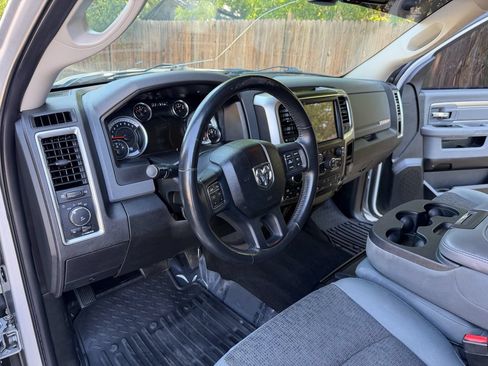 Used 2019 RAM 1500 Big Horn AWD/4WD image 17