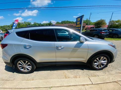 Used 2018 Hyundai Santa Fe Sport 2.0T AWD/4WD image 5