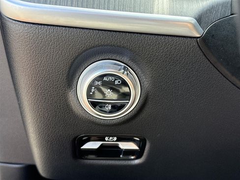Used 2024 Mercedes-Benz C 300 4MATIC Sedan image 16