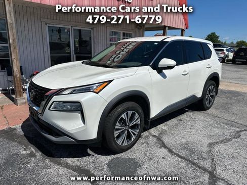 Used 2021 Nissan Rogue SV FWD image 1