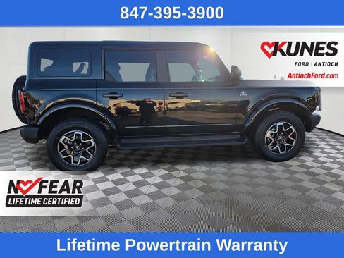 Used 2025 Ford Bronco Outer Banks image 8