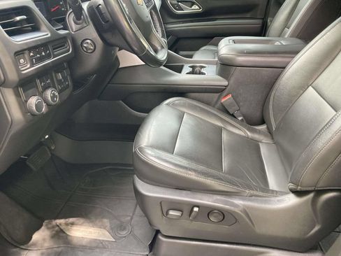 Used 2021 Chevrolet Tahoe LT w/ LT Signature Package RWD image 12