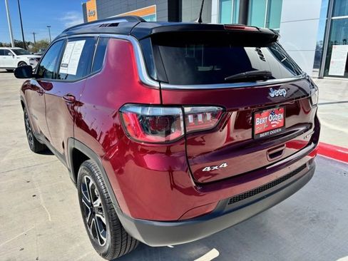 Used 2022 Jeep Compass Limited image 5