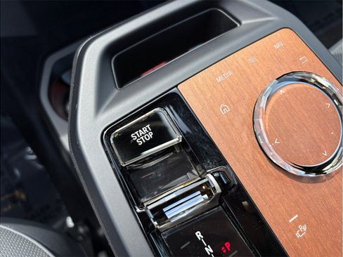 Used 2023 BMW iX xDrive50 w/ Ultimate Package 2 image 30