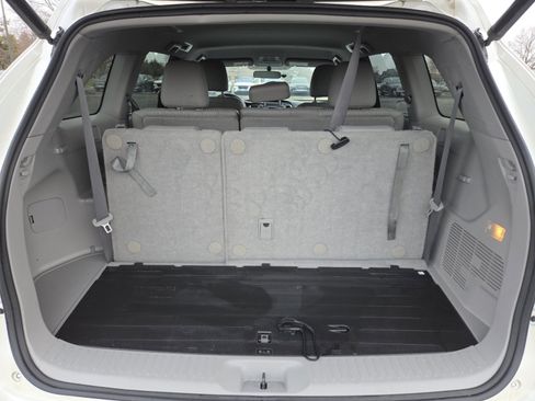 Used 2015 Toyota Highlander Plus image 23