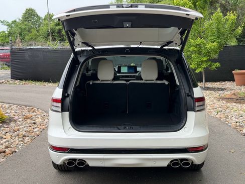 New 2026 Lincoln Aviator Reserve AWD/4WD image 16