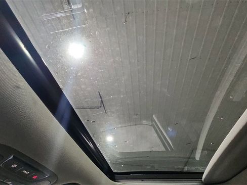 Used 2022 Kia Telluride EX w/ EX Premium Package image 26