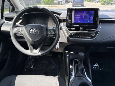 Used 2023 Toyota Corolla LE FWD image 8