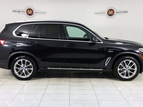 Used 2022 BMW X5 xDrive45e w/ Climate Comfort Package image 2