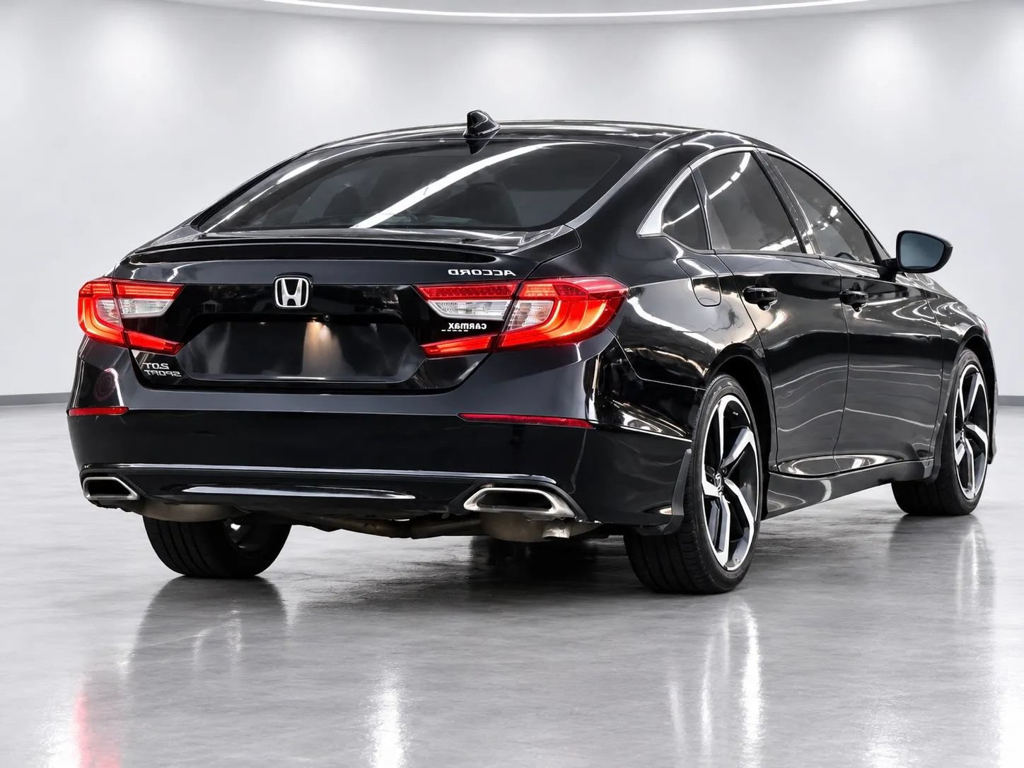 Used 2021 Honda Accord Sport image 8