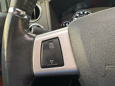 Used 2010 Jeep Commander Limited w/ Trailer Tow Group IV image 19