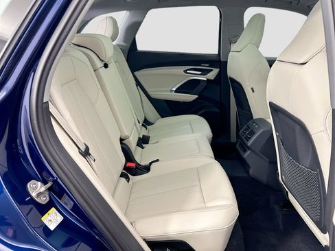 Used 2025 Audi Q5 Premium Plus w/ Premium Plus AWD/4WD image 22