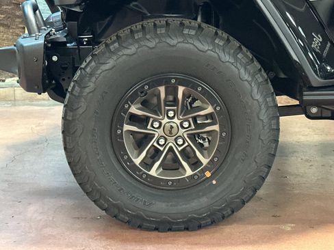 New 2024 Jeep Wrangler Unlimited Rubicon 392 image 24