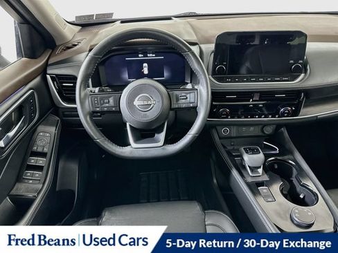 Used 2023 Nissan Rogue Platinum w/ Platinum Premium Package AWD/4WD image 31