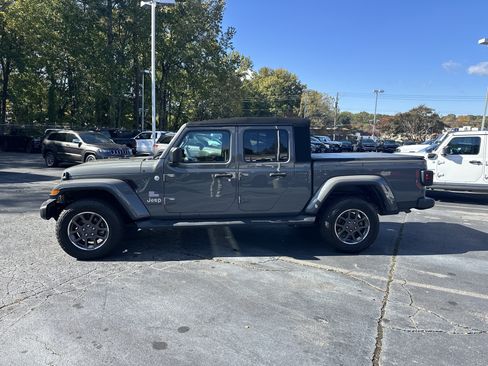 Used 2020 Jeep Gladiator Overland w/ Trailer Tow Package image 6