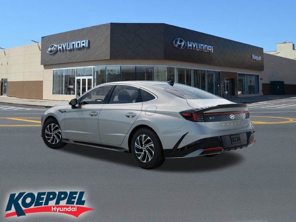 New 2026 Hyundai Sonata Blue FWD image 5