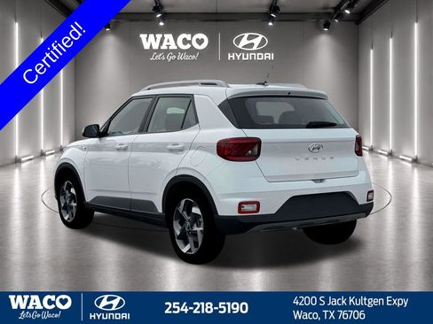 Used 2026 Hyundai Venue SEL FWD image 7