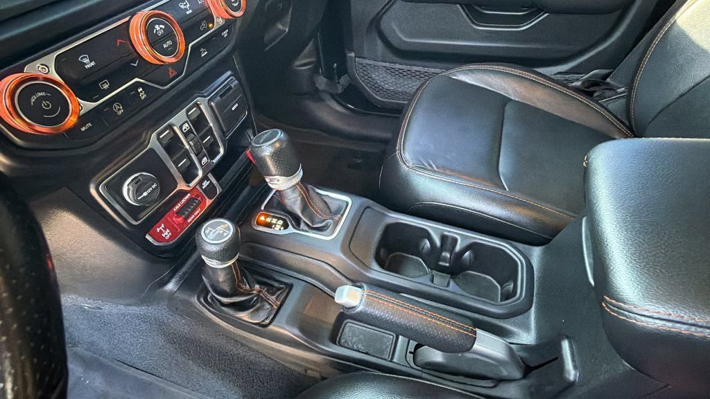 Used 2022 Jeep Gladiator Mojave w/ Trailer Tow Package AWD/4WD image 23