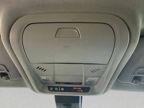 Used 2024 Chevrolet Equinox LT image 28