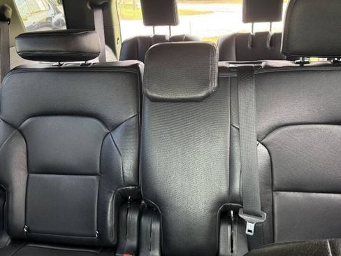 Used 2019 Ford Explorer XLT w/ Class III Trailer Tow Package FWD image 25