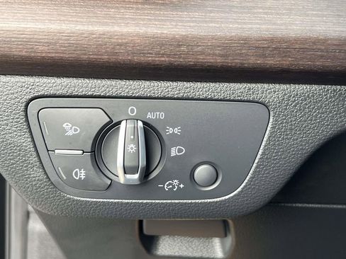 Used 2022 Audi Q5 2.0T Premium Plus AWD/4WD image 22