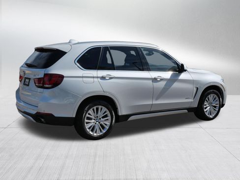Used 2017 BMW X5 xDrive35i AWD/4WD image 7