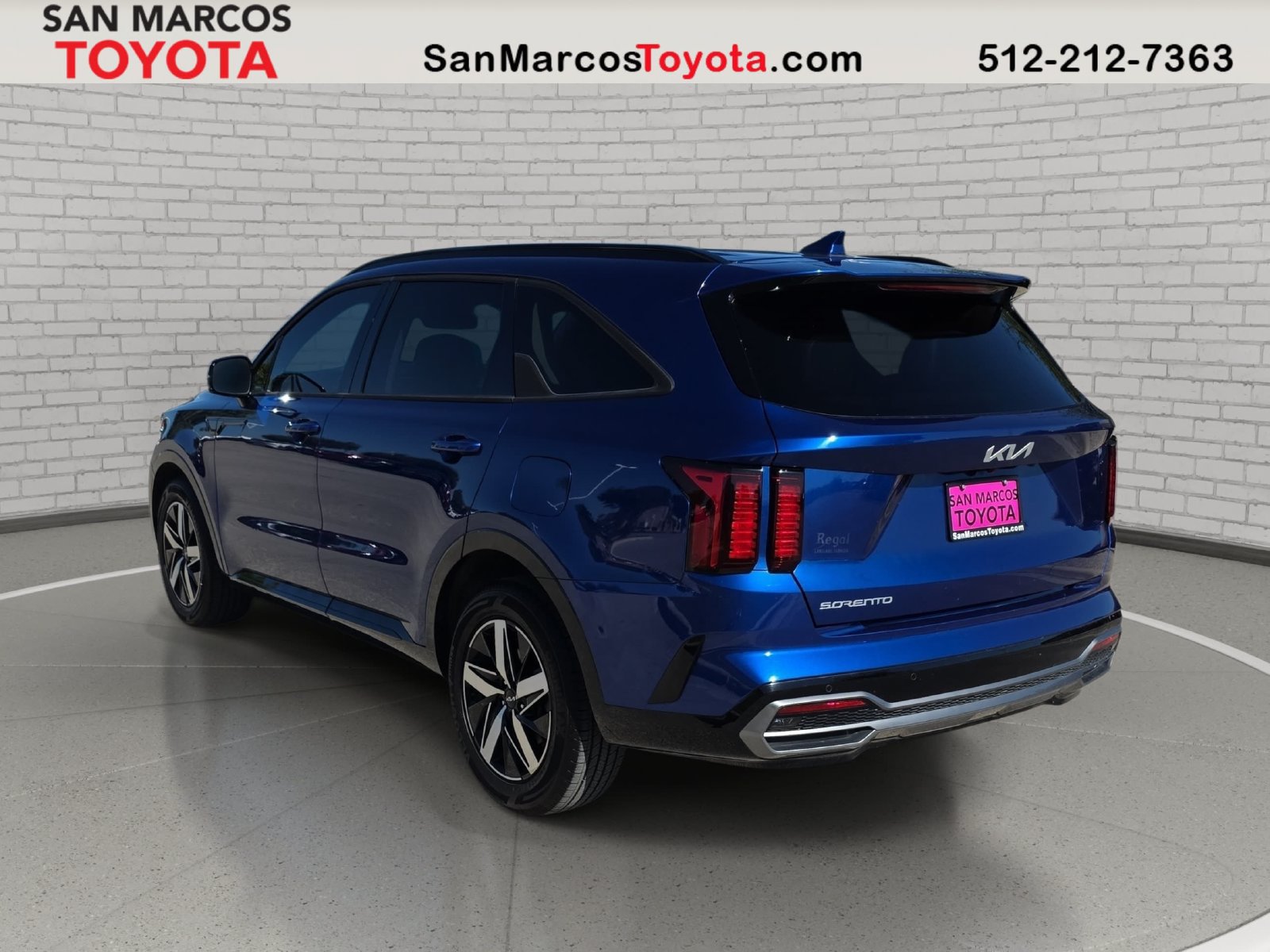 Used 2023 Kia Sorento S FWD image 8