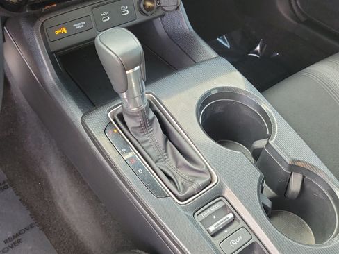 Used 2025 Honda Civic Sport image 25