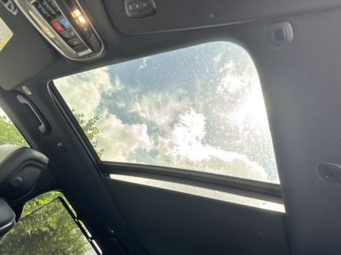 New 2026 Jeep Grand Wagoneer Limited AWD/4WD image 35