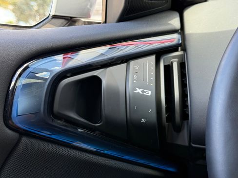 Used 2025 BMW X3 xDrive30i w/ Premium Package image 22