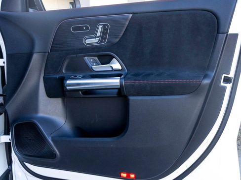 Used 2026 Mercedes-Benz GLA 250 image 25